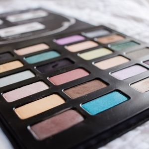 Kat Von D Limited Edition Eyeshadow Palette